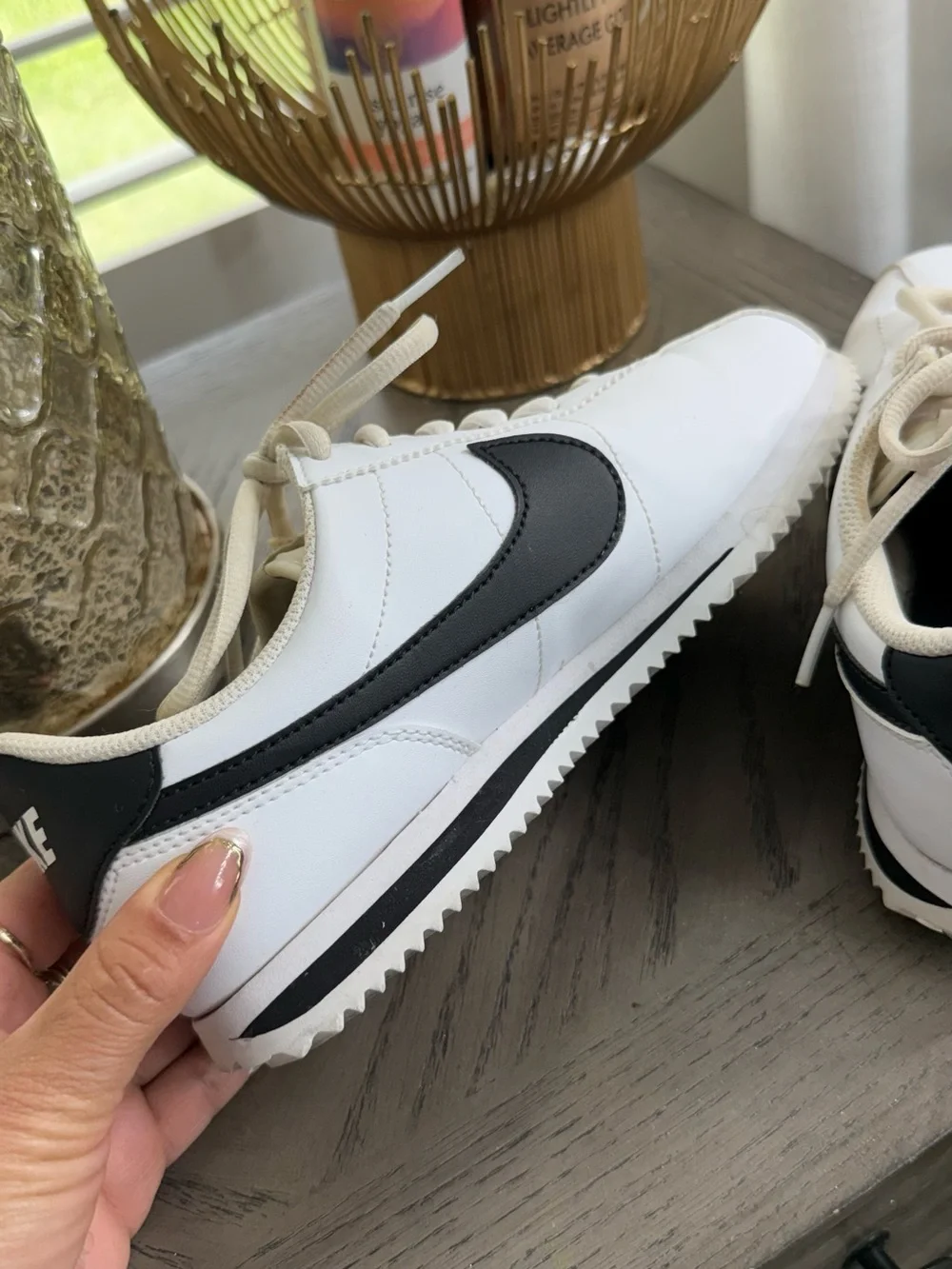 Nike Cortez White Black Leather Sneakers Kids 5Y / Women’s 6.5–7